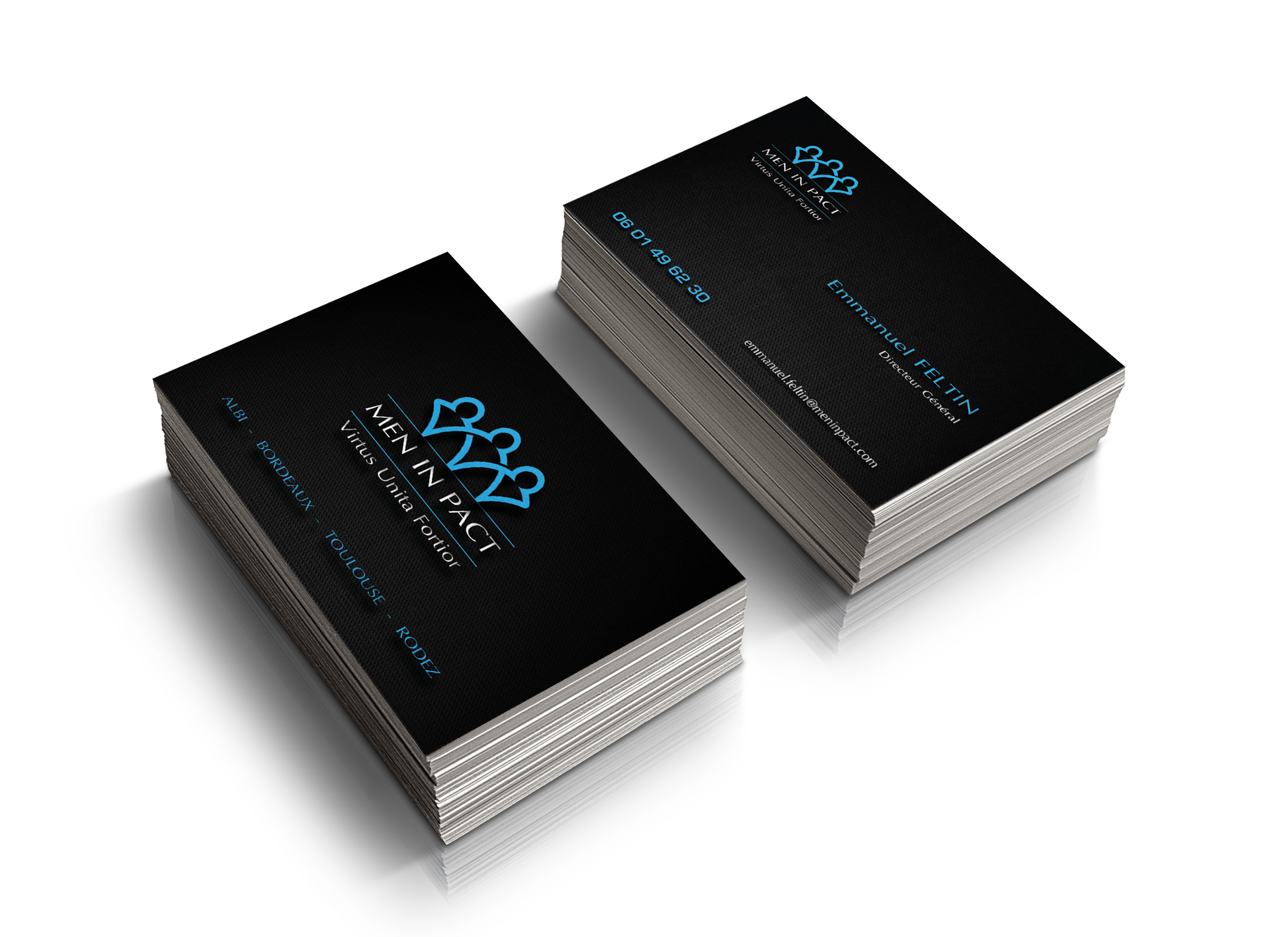 Realistic-Business-Card-Mock-Up
